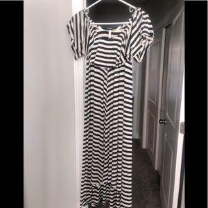 Maternity Maxi Dress